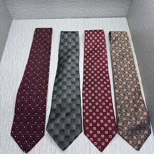 Men's Silk Neck Ties Lot of 4 Classic Geometric Pattern Dress‎ Ties